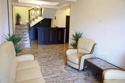 Hotel Anna Junior Târgu Jiu Eksteriør billede