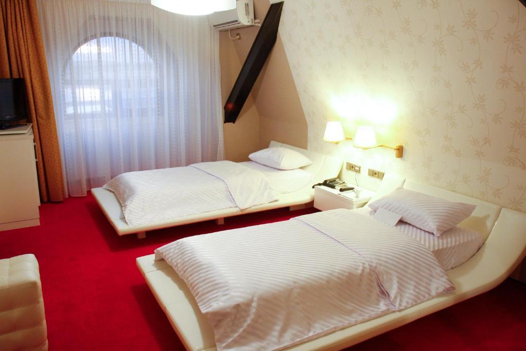Hotel Anna Junior Târgu Jiu Værelse billede